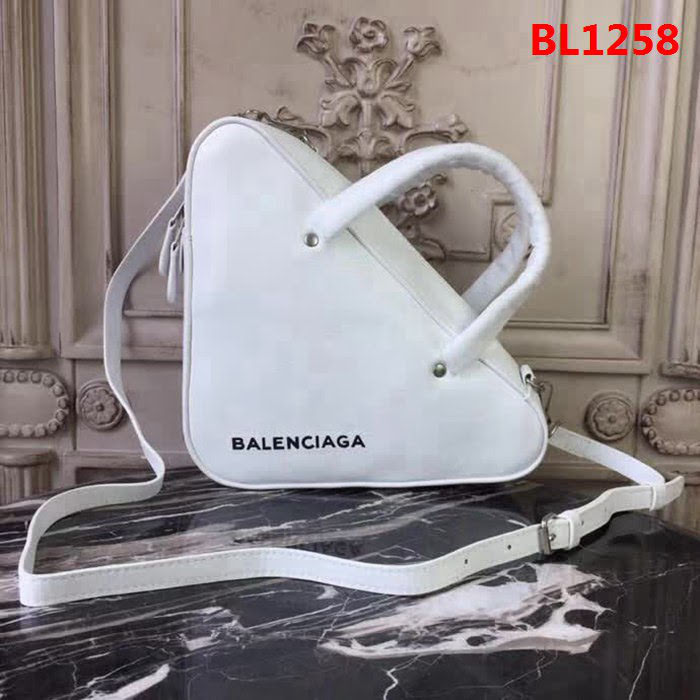 BALENCIAG巴黎世家 Balenciaga TRIANGLE DUFFLE L 三角包小號  BL1258