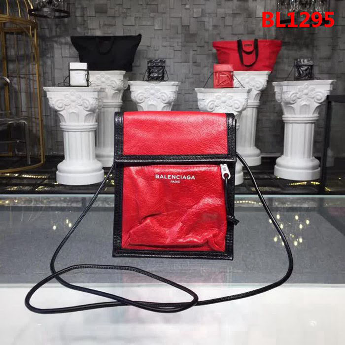 BALENCIAG巴黎世家 油蠟皮 小挎包 手機包️  BL1295