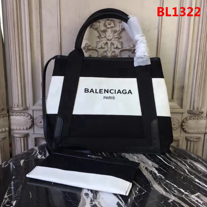 BALENCIAG巴黎世家 拼色 巴黎世家 購物包️定制帆布配油蠟皮 簡單寬闊 購物包推薦款  BL1322