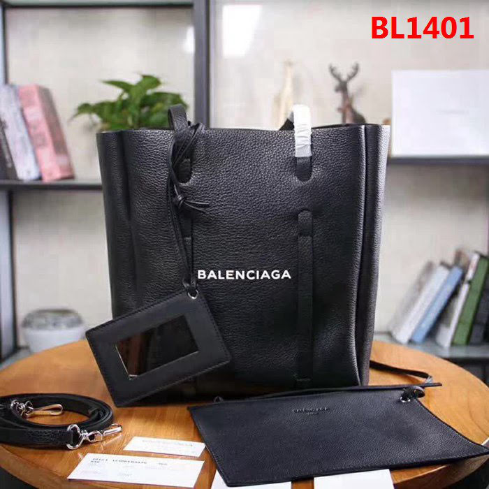 BALENCIAG巴黎世家 原單牛皮 時尚購物包  BL1401