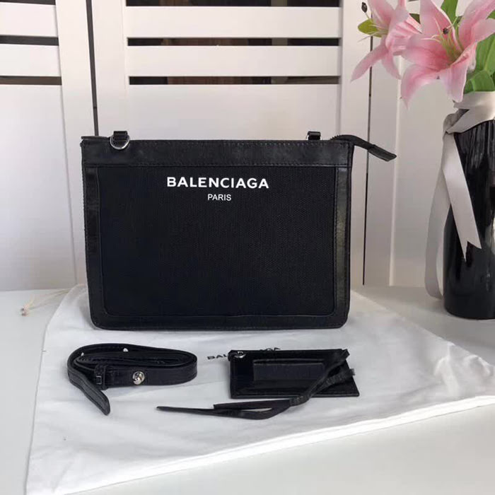 BALENCIAG巴黎世家 Bazar shopper手拿包 可斜挎 春夏百搭款 簡單優雅 隨意休閒  BL1632