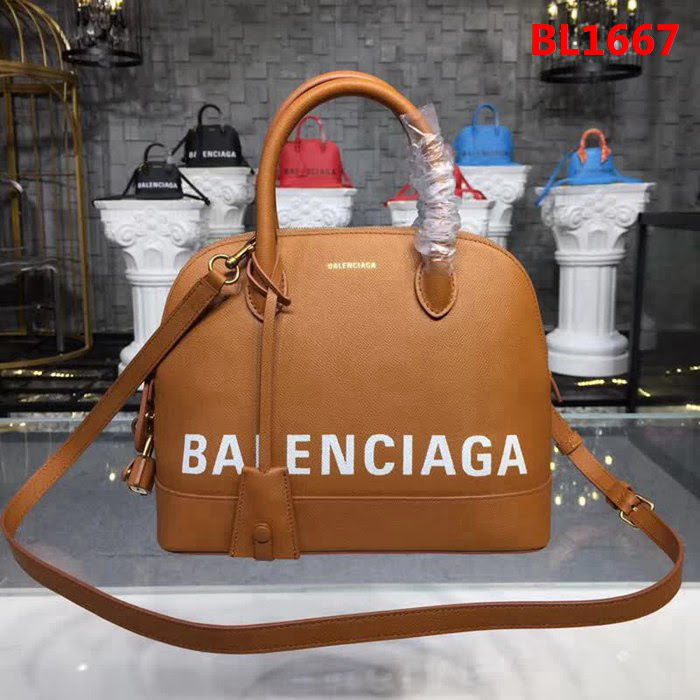 BALENCIAG巴黎世家 18SS系列中號貝殼包 十字紋小牛皮 亦可斜挎手提  BL1667