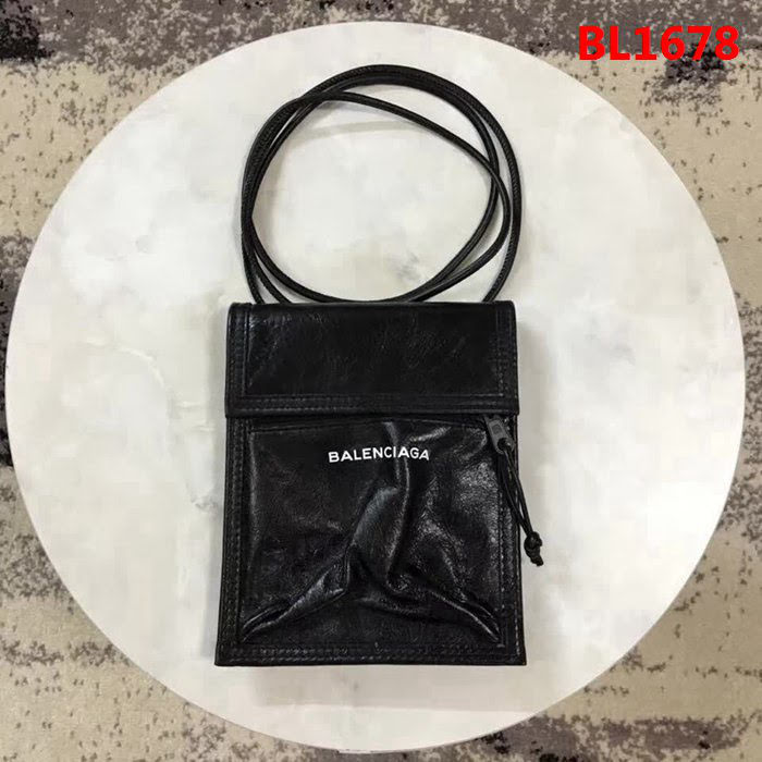 BALENCIAG巴黎世家 新品 巴黎世家 全皮小挎包 手機包  BL1678