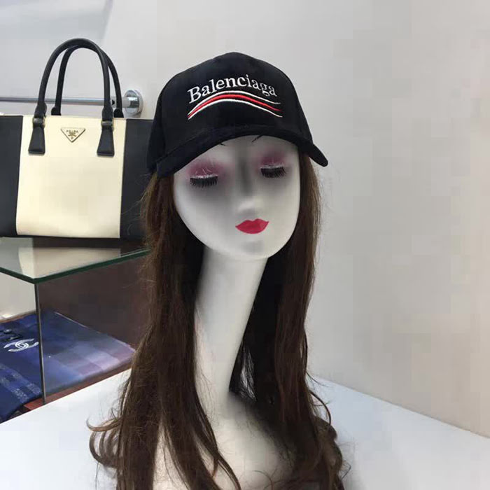 BALENCIAGA巴黎世家 原單刺繡LOGO款 時尚潮流燈芯絨棒球帽 LLWJ8591