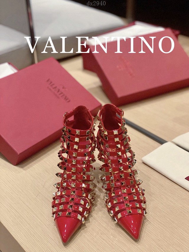 Valentino專櫃原版華倫天奴春夏新款經典五金裝飾女士高跟涼鞋 dx2940