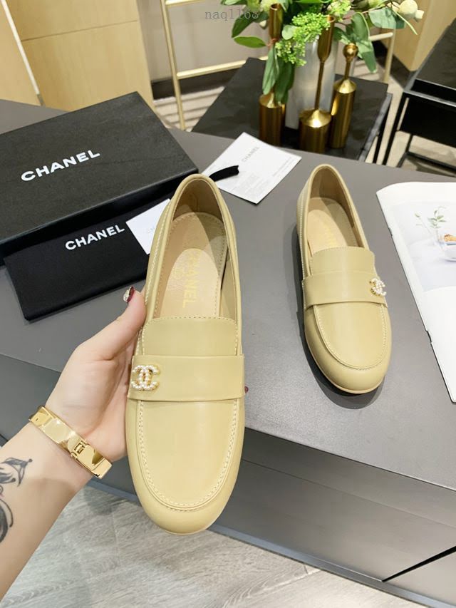 Chanel女鞋 香奈兒高版本2020早春新款單鞋 Chanel羊皮平跟女皮鞋  naq1168