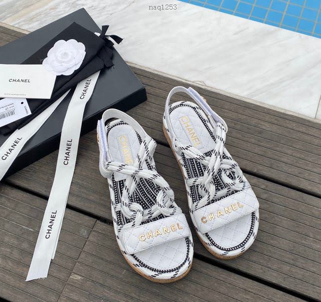 Chanel女鞋 香奈兒2020夏日新款草繩魔術貼涼鞋 Chanel女款休閒涼鞋  naq1253