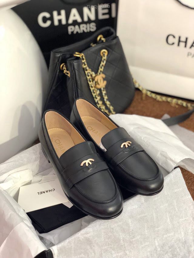 Chanel女鞋 香奈兒2020春夏頂級涼鞋系列 Chanel爆款休閒女單皮鞋  naq1305