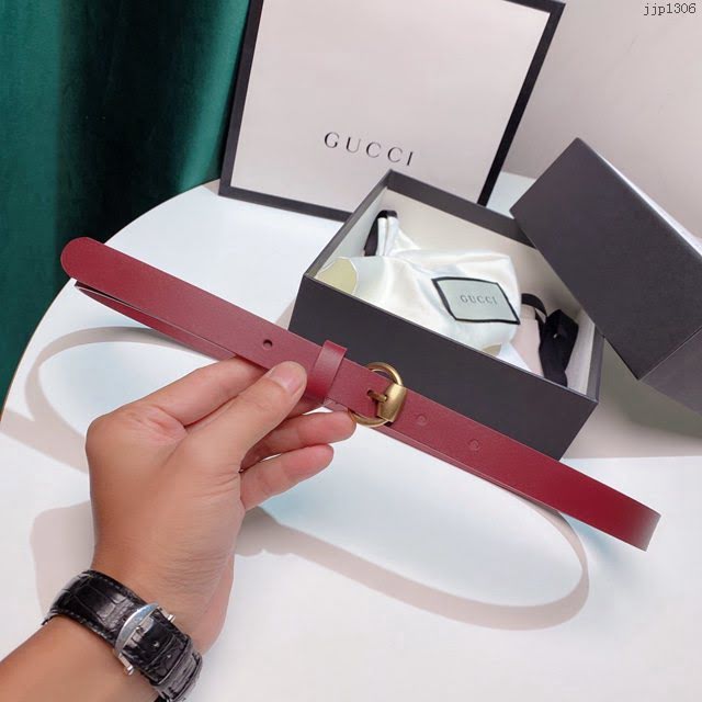 Gucci女士皮帶 古奇GG針扣簡約腰帶  jjp1306