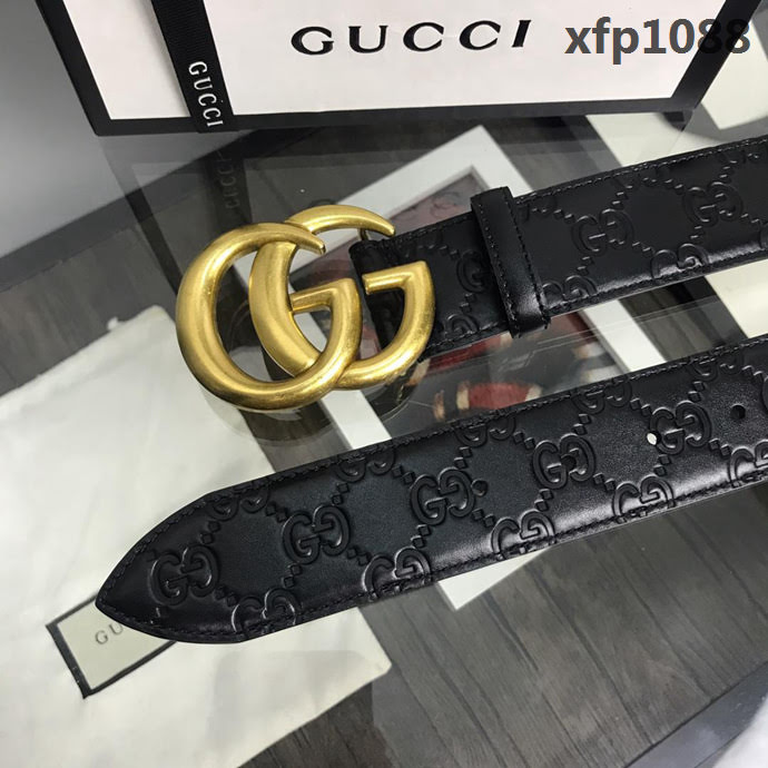 GUCCI古馳 官網新款 正品規格 原單品質 頭層小牛皮壓花 對版尖尾 復古做舊GG古金扣 男士皮帶  xfp1088