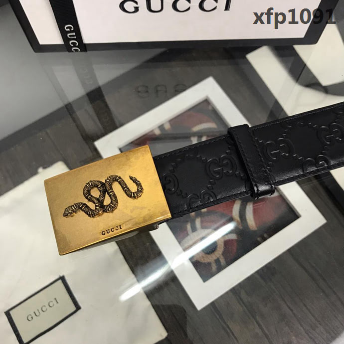 GUCCI古馳 官網新款 正品規格 原單品質 頭層小牛皮壓花 對版尖尾 復古花蛇板扣 男士皮帶  xfp1091