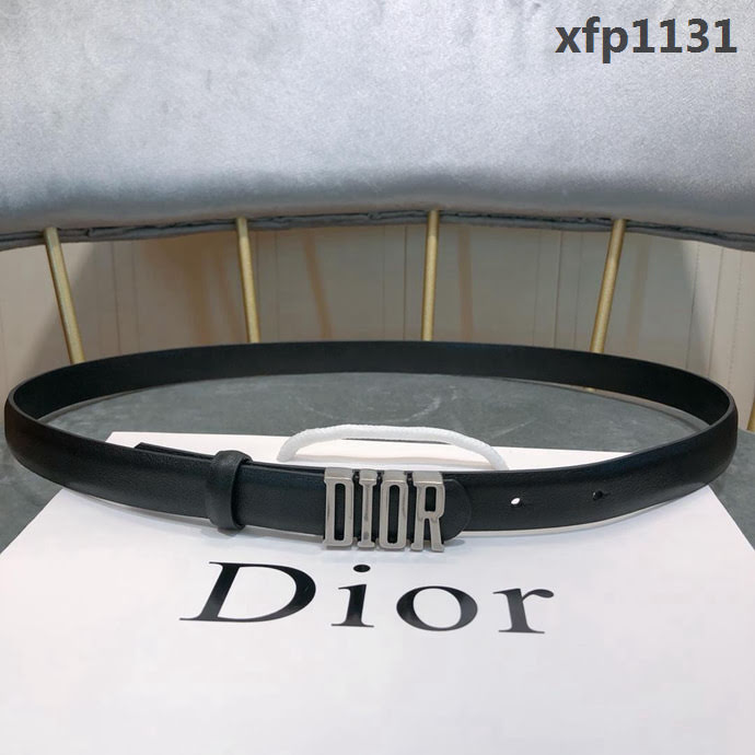 DIOR迪奧 18新款 DIOR字母復古銅扣 雙面進口頭層牛皮腰帶 優雅經典 女款皮帶  xfp1131