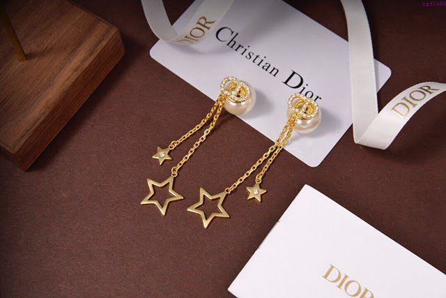 Dior飾品 迪奧經典熱銷款CD珍珠星星長款鏈條耳釘耳環  zgd1458