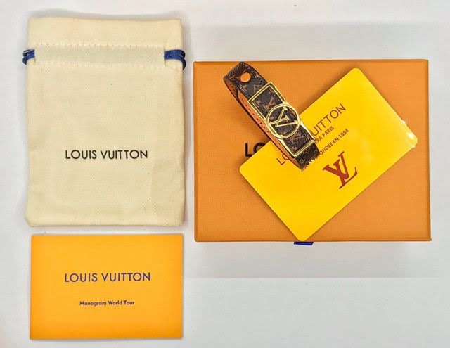 Louis Vuitton新款飾品 路易威登老花皮手鐲 LV牛皮字母可逆手鐲手環  zglv2100