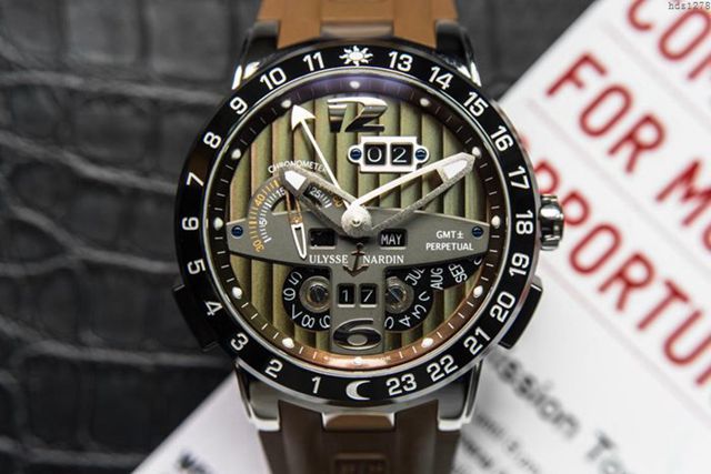 Ulysse Nardin手錶 航海世家 Black Toro萬年曆腕表 雅典萬年曆機械男表 雅典高端男士腕表  hds1278