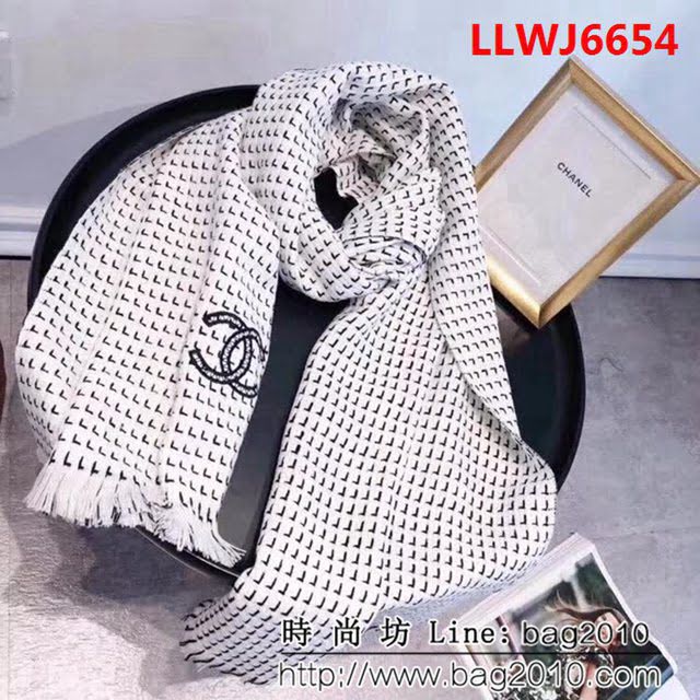 CHANEL香奈兒高端品質 刺繡logo 經典格紋羊毛圍巾 LLWJ6654