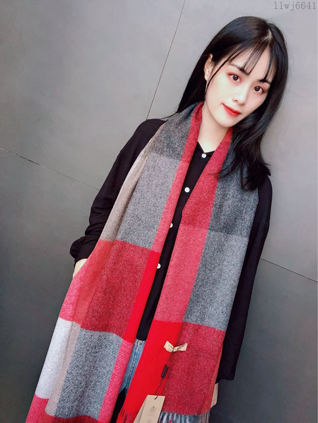 Burberry圍巾 2019年度最新力作 時尚彩色拼色方格子 巴寶莉羊絨混紡女長圍巾  llwj6641