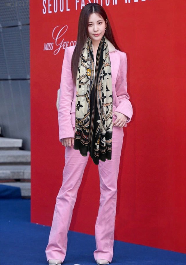 Louis Vuitton女士圍巾 路易威登2021新款頂級羊絨圍巾披肩 LV雙面戒指絨長巾  mmj1217