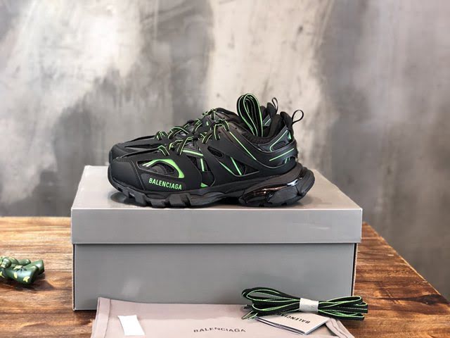 Balenciaga經典款男女鞋 巴黎世家頂級版本三代復古運動姥爺鞋 3代Triple-S 3.0 Balenciaga情侶款老爹鞋  hdbl1166