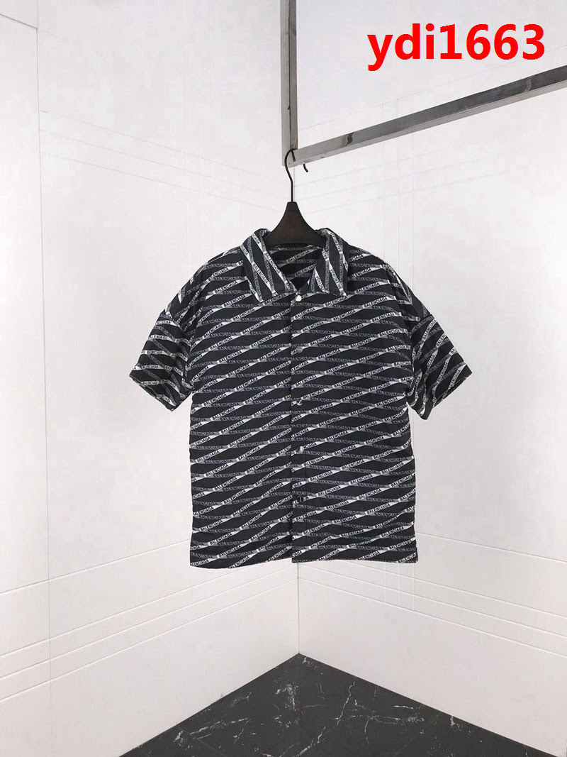 BALENCIAGA巴黎世家 19ss早春新款 落肩袖 OS版型 薄棉服男款短袖 ydi1663