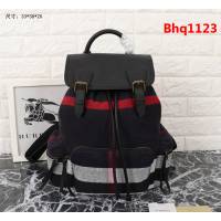 BURBERRY巴寶莉 新款 The Rucksack 軍旅背包 柔軟休閒雙肩包 391223  Bhq1123