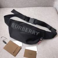 Burberry專櫃新款包包 巴寶莉黑色帆布腰包胸包挎包  db1007