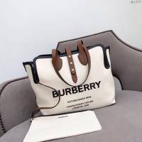 Burberry專櫃新款女包 巴寶莉新款購物袋 實用百搭帆布手提購物包  db1073