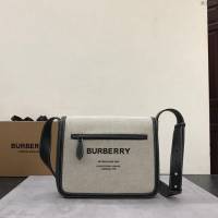 Burberry專櫃新款包包 巴寶莉印花錦質帆布信使包 Burberry男士單肩包  db1229