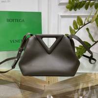 Bottega veneta高端女包 98088 寶緹嘉THE TRIANGLE BV專櫃新款原野綠三角形五金手提女包  gxz1130