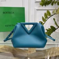 Bottega veneta高端女包 98088 寶緹嘉THE TRIANGLE BV專櫃新款原野綠三角形五金手提女包  gxz1136
