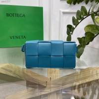 Bottega veneta高端女包 KF0015野鴨綠色 寶緹嘉CAEESTTE腰包 BV經典款手工編織手包腰包胸包斜挎包  gxz1213