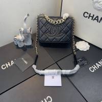 Chanel女包 AS1514 Chanel2020年新款包 鉚釘香香Logo Chanel鏈條單肩斜挎小號包  djc3993