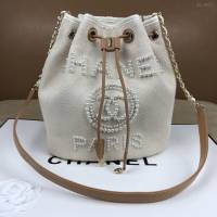Chanel女包 57536 Chanel2020Ss新版抽繩包 Chanel春夏新品珍珠肩背包  djc4051