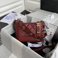 Chanel女包 香奈兒專櫃最新款Gabrielle小號流浪包 Chanel爆款字母肩帶流浪包  djc4110