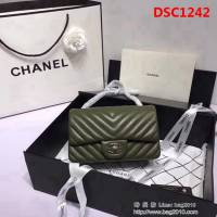 香奈兒CHANEL 升級版V線1116小羊皮肩背斜跨鏈條包 DSC1242