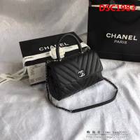 香奈兒CHANEL 92992 2018最新V字型 單手挽手提單肩包 DSC1983