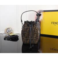 FENDI芬迪 Fendi MINI BUCKET 時尚手提肩背包 可手提 可斜挎 8850  fd1503