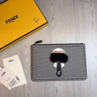 FENDI最新款手包 原單品質 進口小牛皮 小怪獸 芬迪手拿包 logo皮信封手包  fdz2127