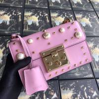 Gucci包 古馳新款女包 專櫃品質 432182粉珍珠 Gucci鏈條斜挎女包 Gucci肩背包  gdj1011