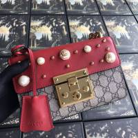 Gucci包 古馳新款女包 專櫃品質 432182pvc紅 Gucci鏈條斜挎女包 Gucci肩背包  gdj1013