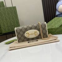 Gucci專櫃古馳最新款Horsebit 1955系列鏈條錢包 jh1975型號：621892