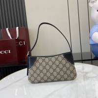 Gucci專櫃古馳最新款Emblem系列超迷你肩背包 jh1987型號：820696