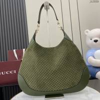 Gucci專櫃古馳最新款Body雙鎖扣中號肩背包 jh2039型號：815924