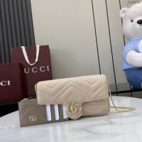 Gucci專櫃古馳最新款Marmont系列迷你手袋鏈條女包 jh2071型號：751526