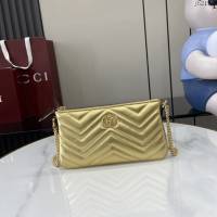 Gucci專櫃古馳最新款Marmont系列超迷你手袋鏈條女包 jh2171型號：824950