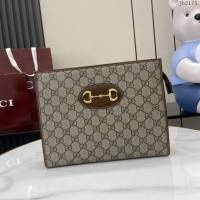 Gucci專櫃古馳最新款男士手拿包手包 jh2175型號：621890
