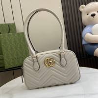 Gucci專櫃古馳最新款MARMONT小號手提包小頂柄包 jh2273型號：795199