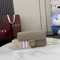 Gucci專櫃古馳最新款Marmont系列鏈條包斜挎女包 jh2358型號：751526