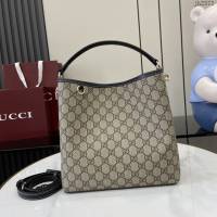 Gucci專櫃古馳最新款Emblem系列小號肩背包 jh2372型號：815103