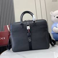 Gucci專櫃古馳最新款原廠皮飾織帶中號公事包男士手提包 jh2423型號：816757